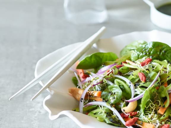 Mixed microgreen salad